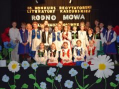 Eliminacje gminne Konkursu Recytatorskiego „Rodnô Mòwa” w Cewicach.