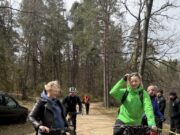 Szlak rowerowy Bytów – Lębork – Łeba. Spotkanie nad Jeziorkiem Leśnym w Cewicach.