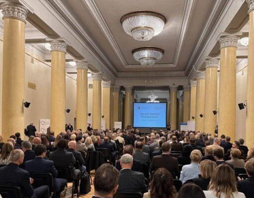 Samorządowcy i dyrektorzy szpitali apelują o reformę systemu ochrony zdrowia Samorządowcy i dyrektorzy szpitali apelują o reformę systemu ochrony zdrowia