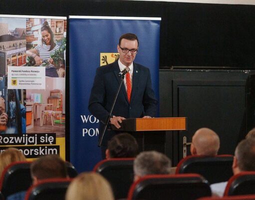Lębork gospodarzem spotkania w sprawie przyszłości regionu: Konsultacje Strategii Rozwoju Województwa Pomorskiego 2035 Lębork gospodarzem spotkania w sprawie przyszłości regionu: Konsultacje Strategii Rozwoju Województwa Pomorskiego 2035