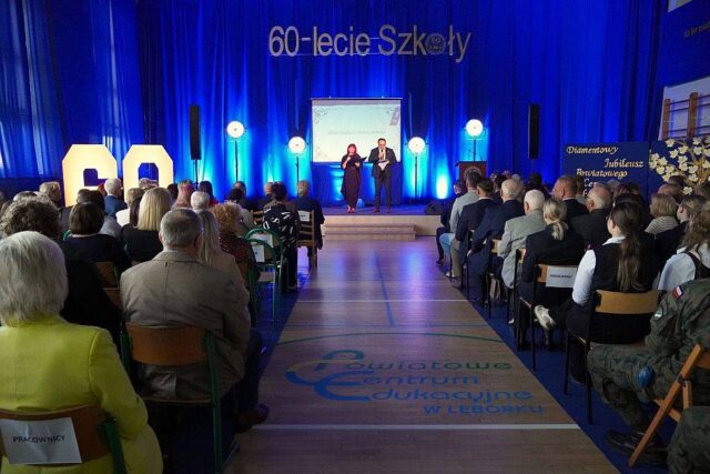 Sześćdziesięciolecie istnienia Powiatowego Centrum Edukacyjnego w Lęborku Sześćdziesięciolecie istnienia Powiatowego Centrum Edukacyjnego w Lęborku